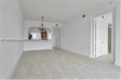 3600 Oaks Clubhouse Dr, #509