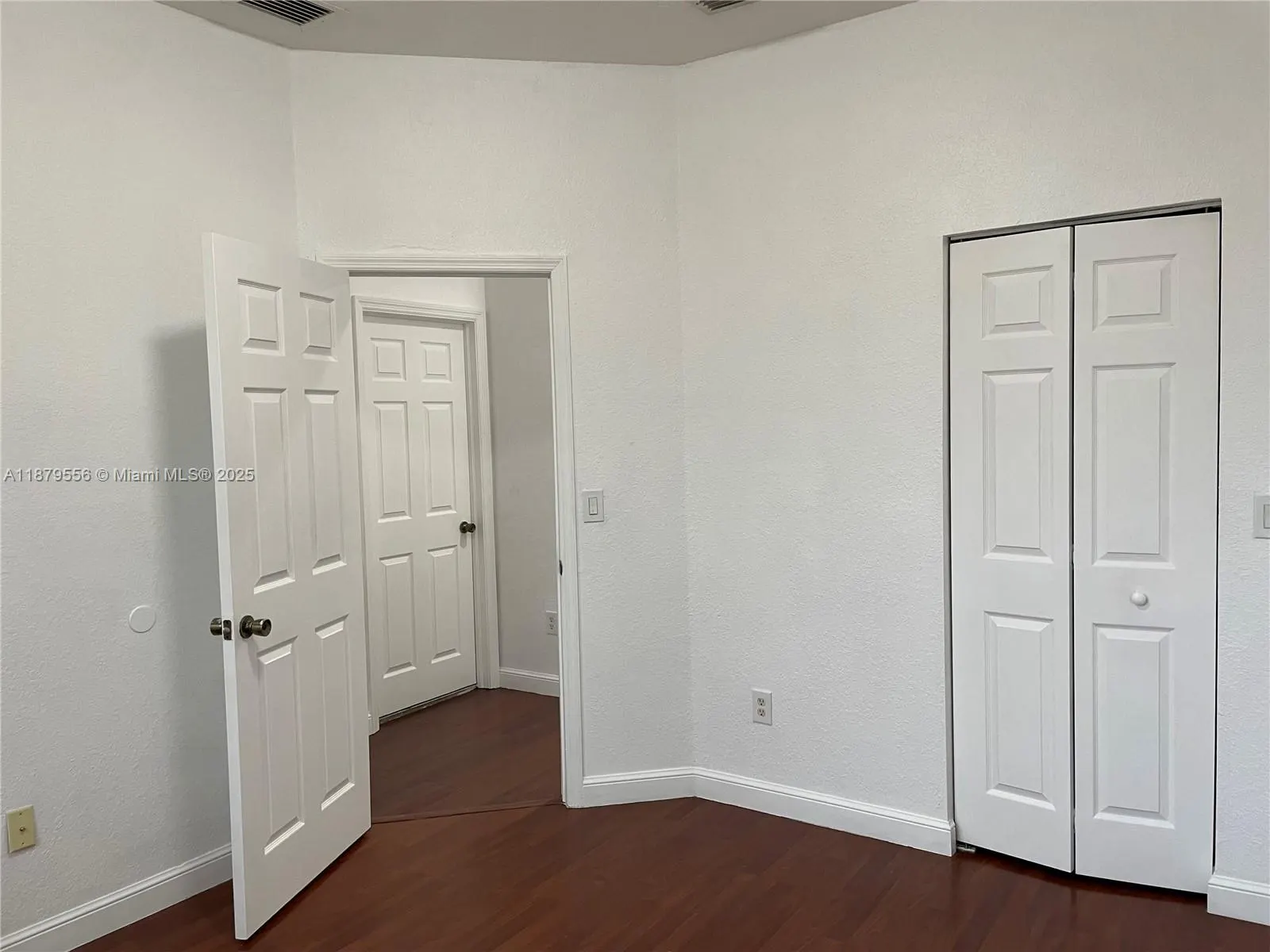 2145 NE 7th St, #2145