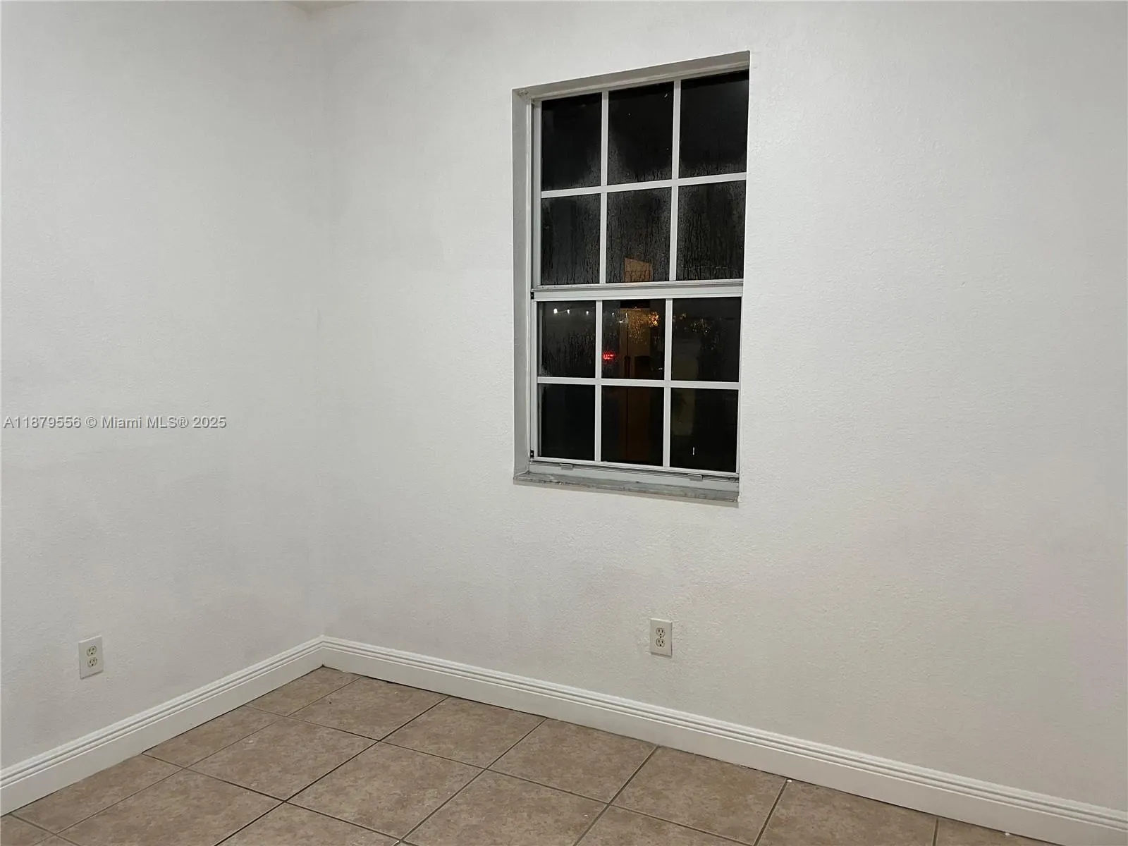 2145 NE 7th St, #2145