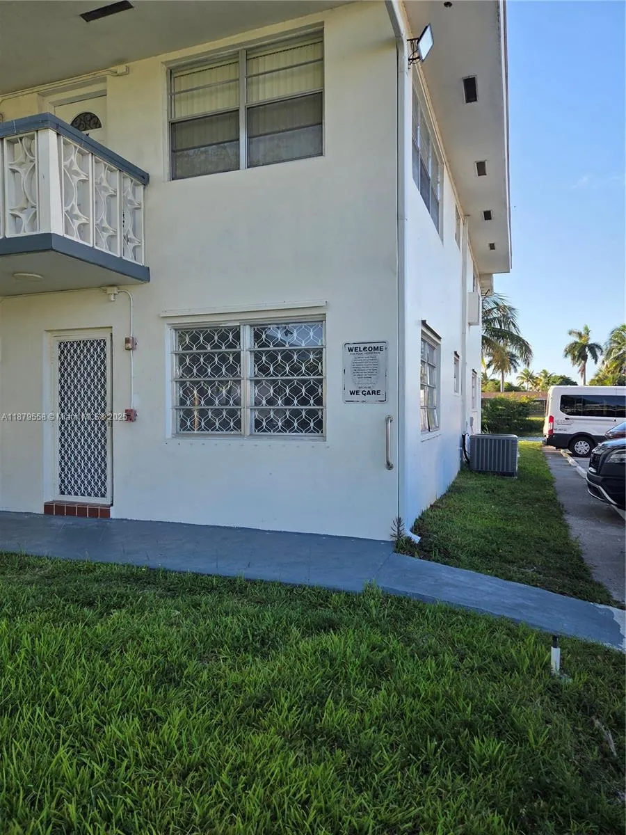 101 NW 204th St, #17X