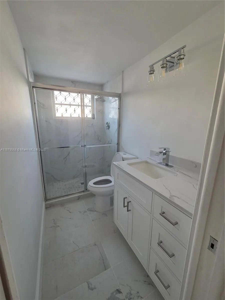 101 NW 204th St, #17X