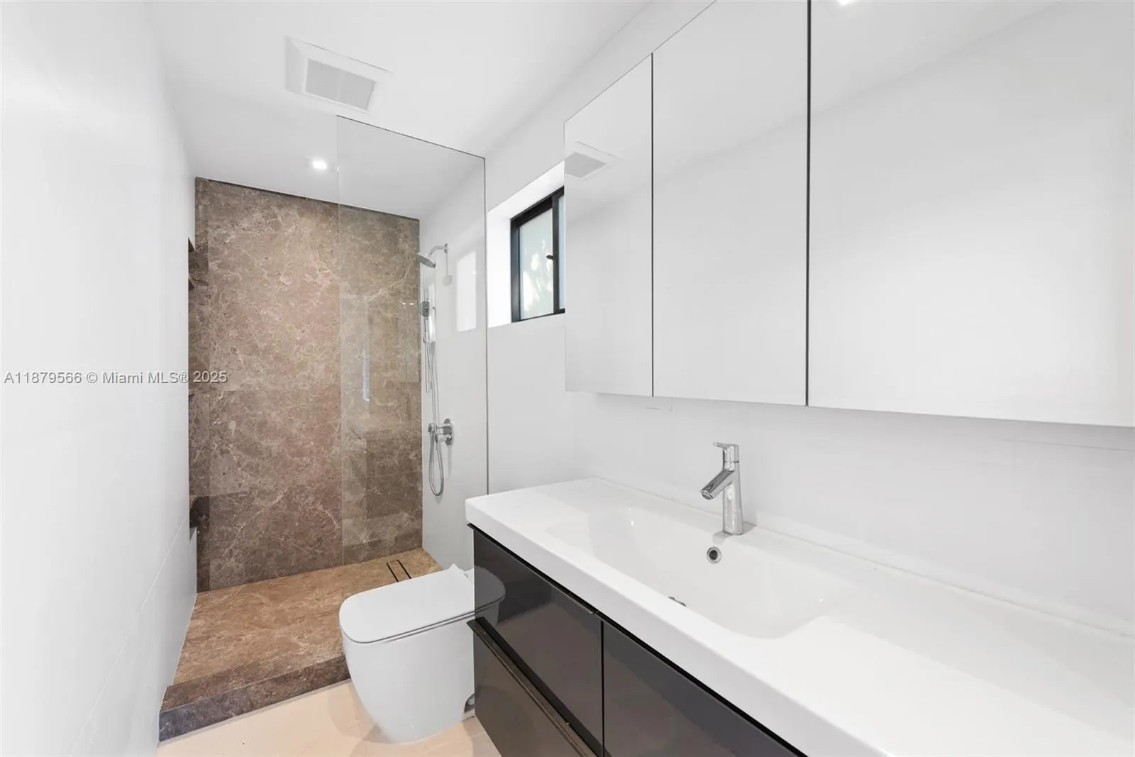 120 NE 49th St