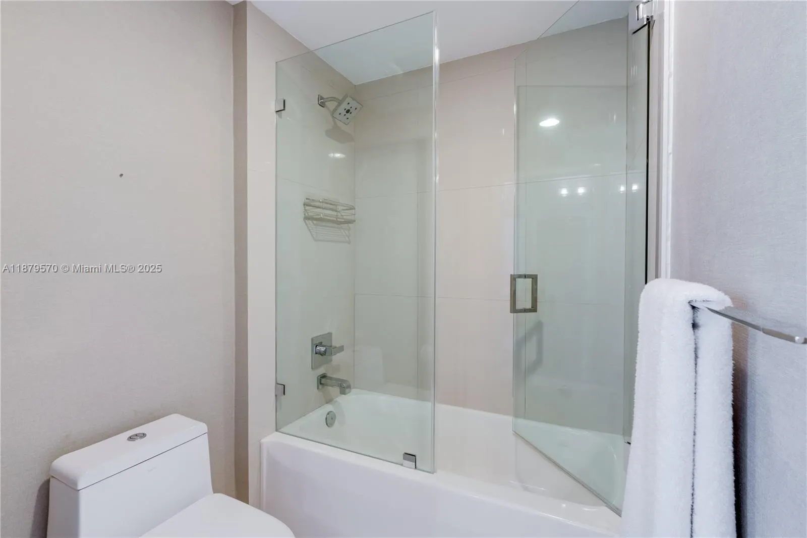 600 NE 27th St, #2801