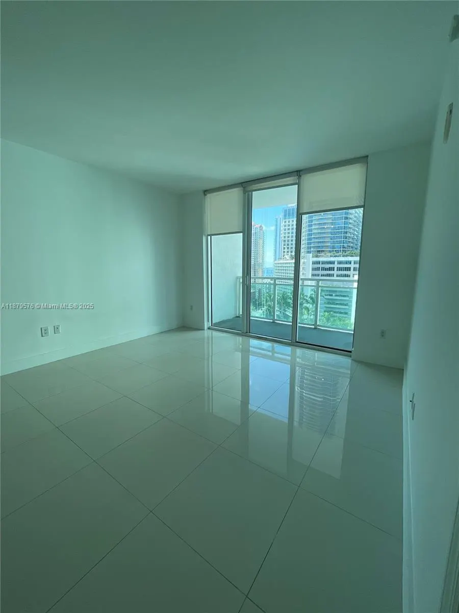 950 Brickell Bay Dr, #1703