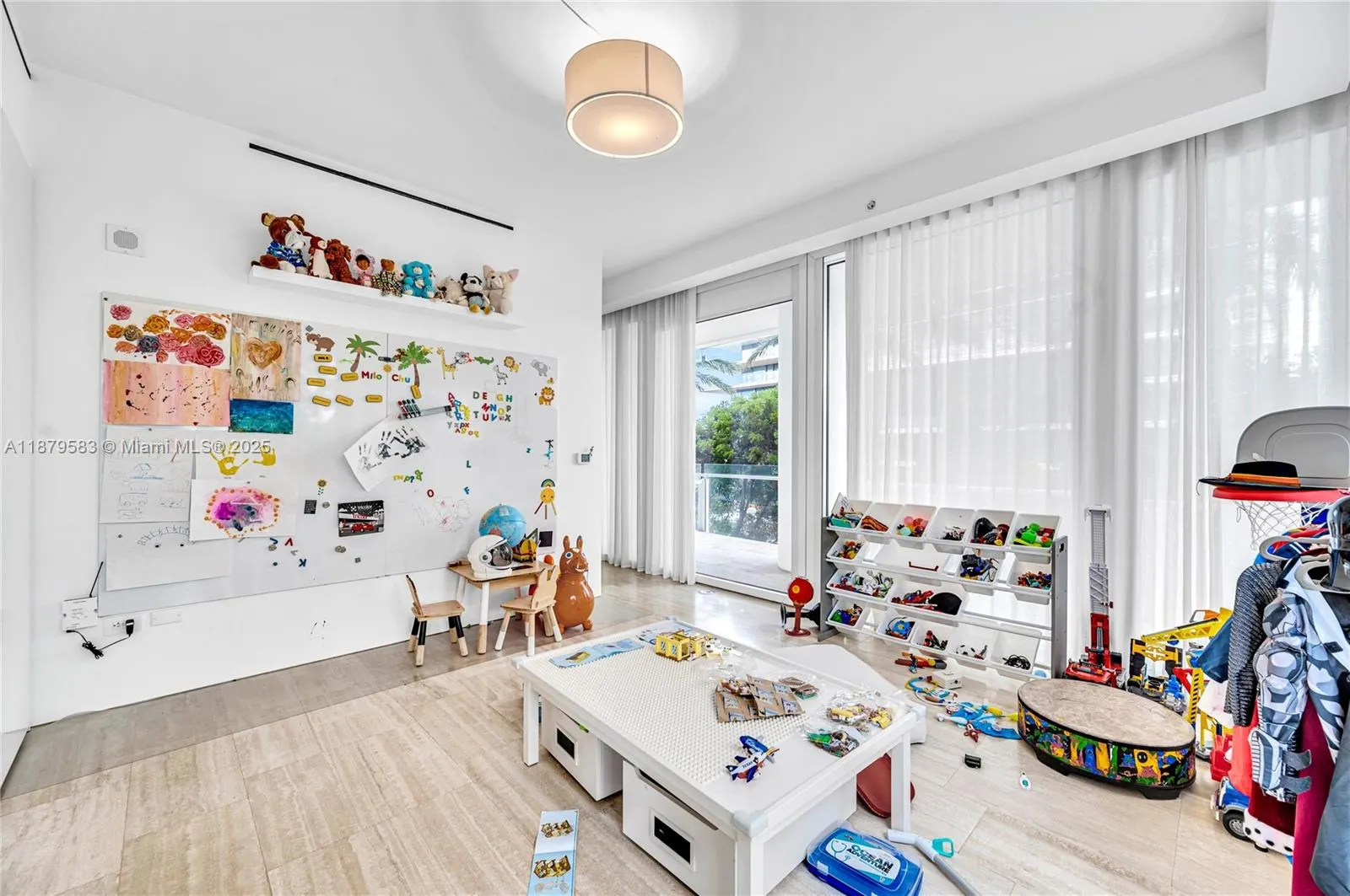 9001 Collins Ave, #S-201