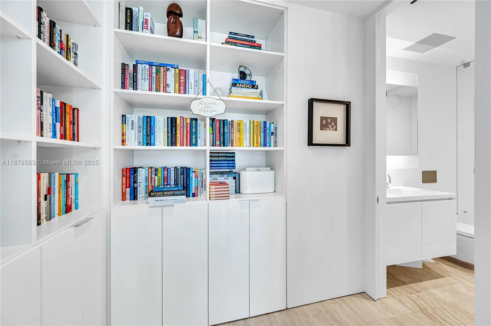 9001 Collins Ave, #S-201