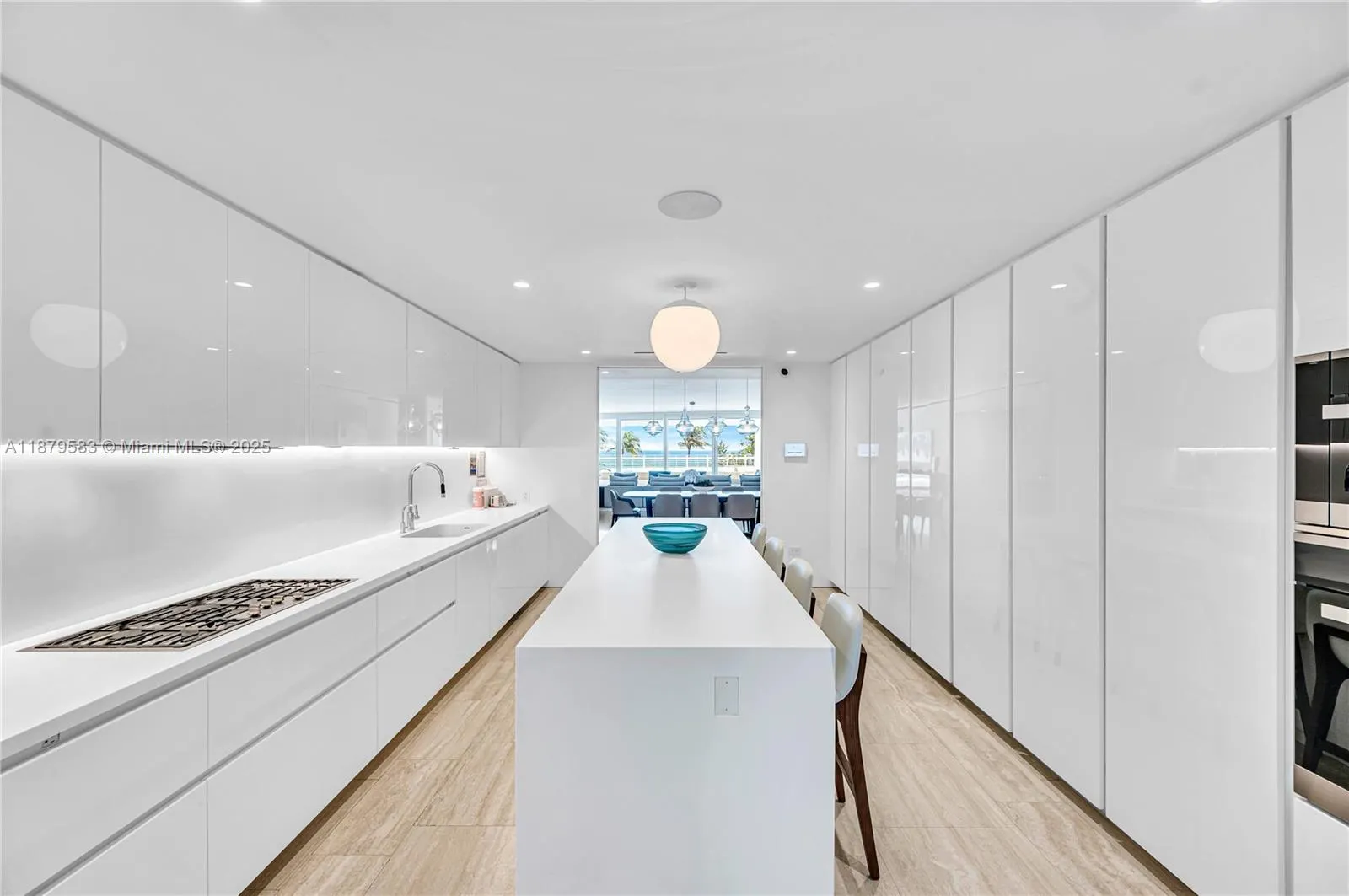 9001 Collins Ave, #S-201