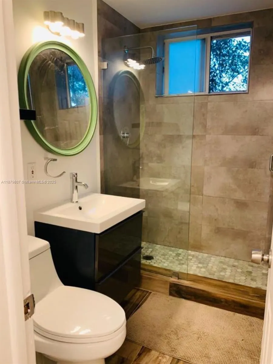 75 S Shore Dr, #7A