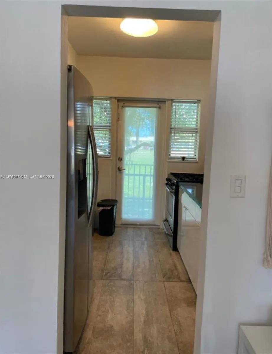 75 S Shore Dr, #7A