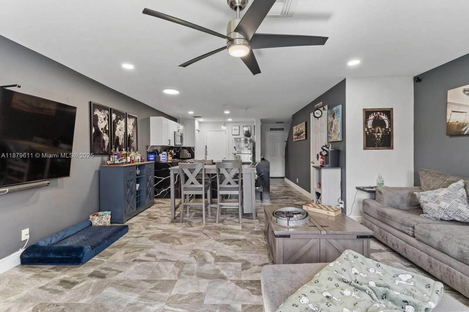 8532 W Southgate Shores Cir
