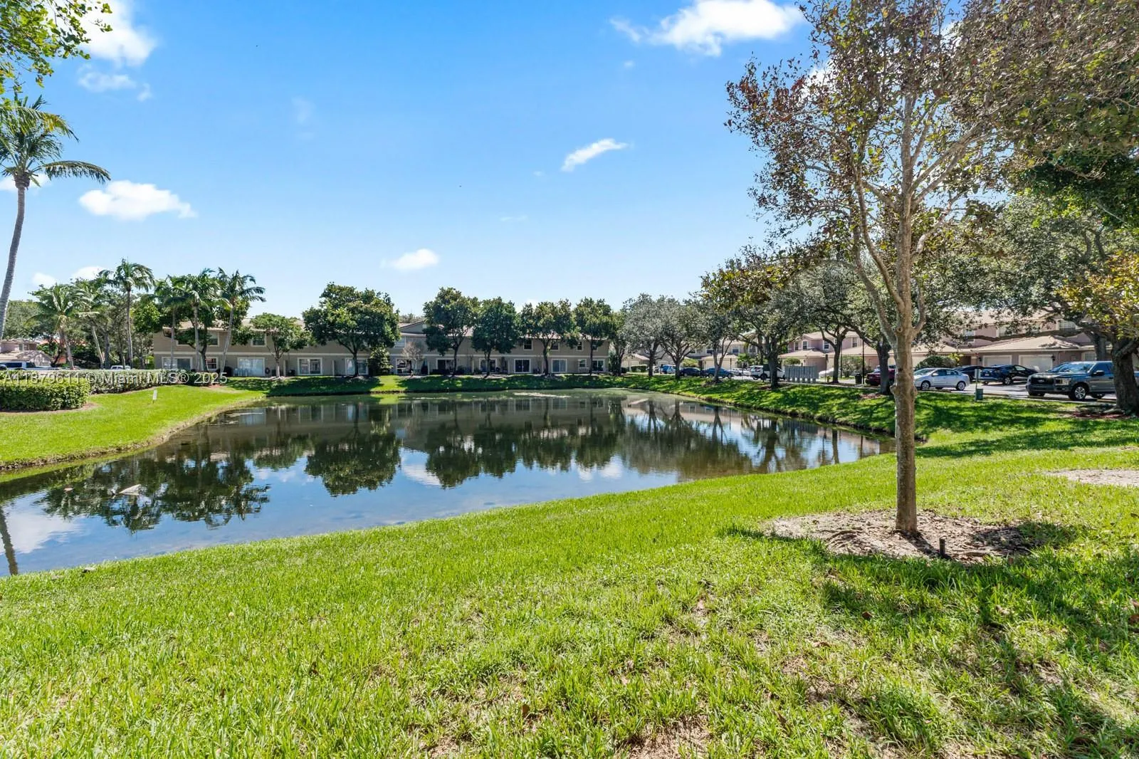 8532 W Southgate Shores Cir
