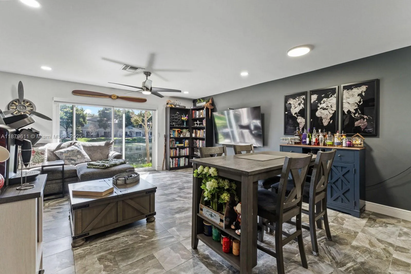 8532 W Southgate Shores Cir