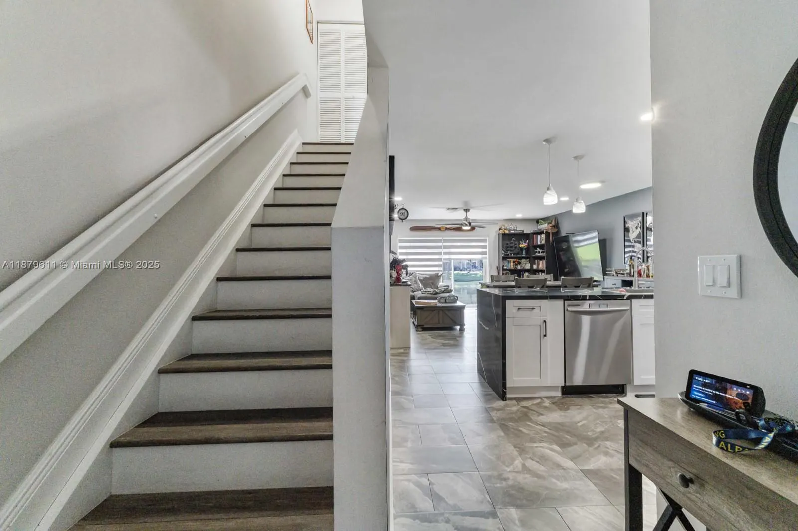 8532 W Southgate Shores Cir