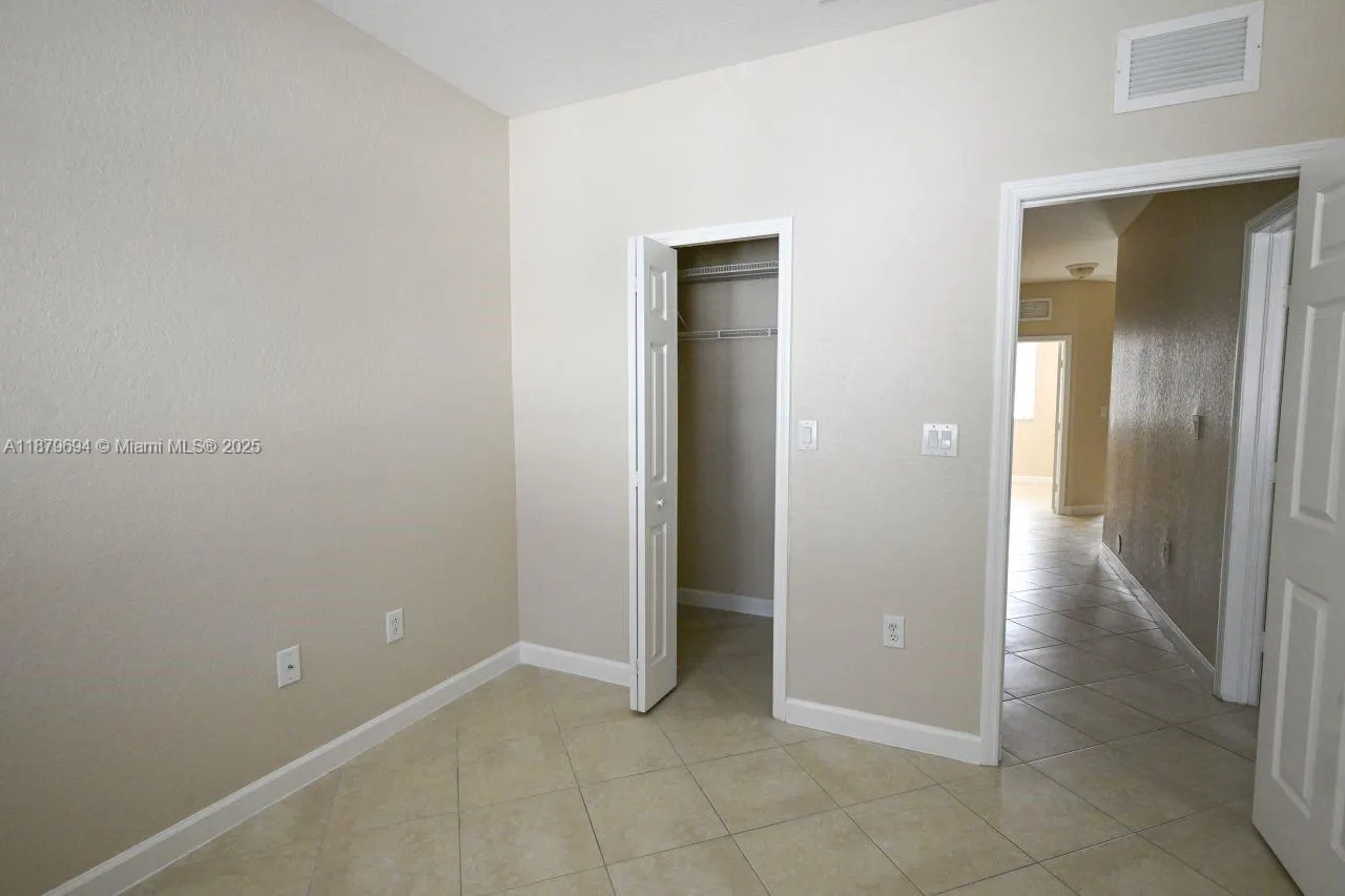 8134 NW 107th Path