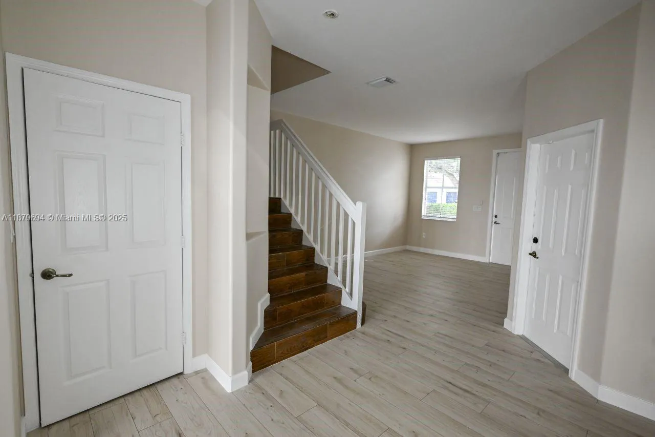 8134 NW 107th Path