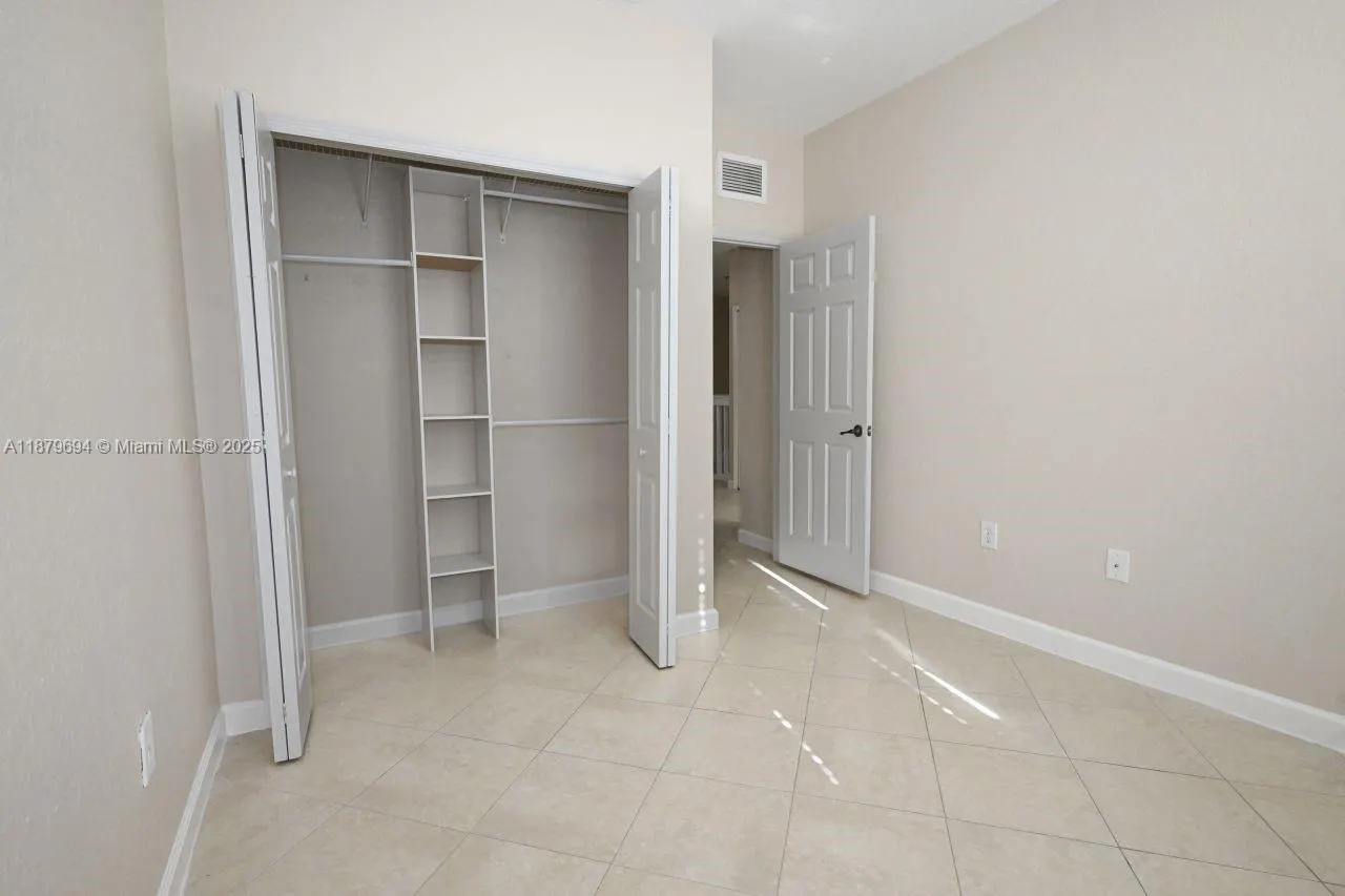 8134 NW 107th Path