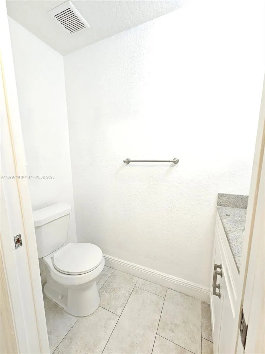 8826 W Flagler St, #217