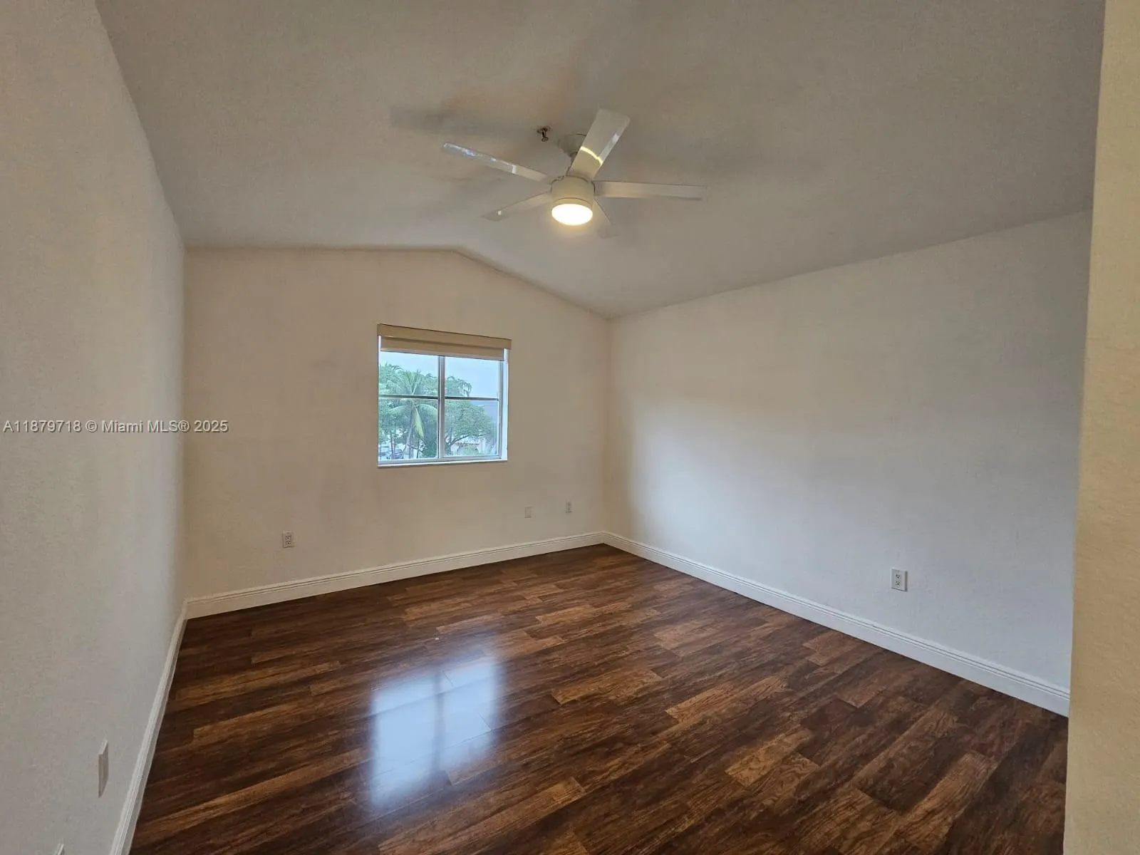 8826 W Flagler St, #217