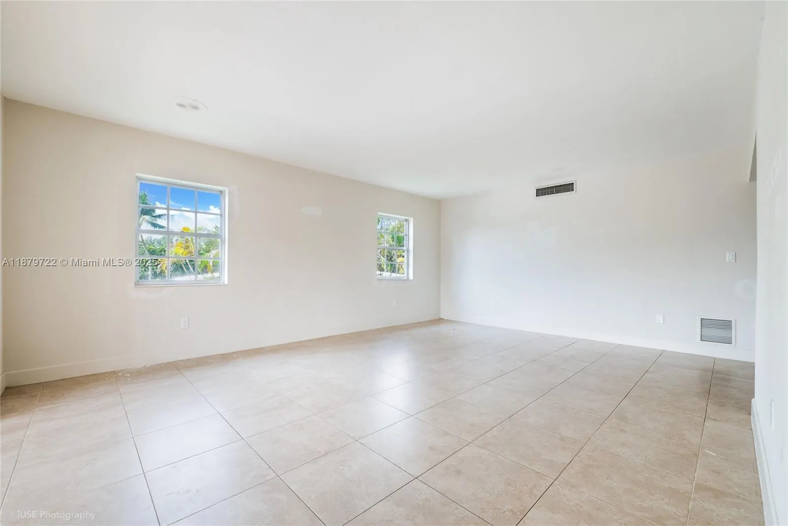 1265 S Alhambra Cir