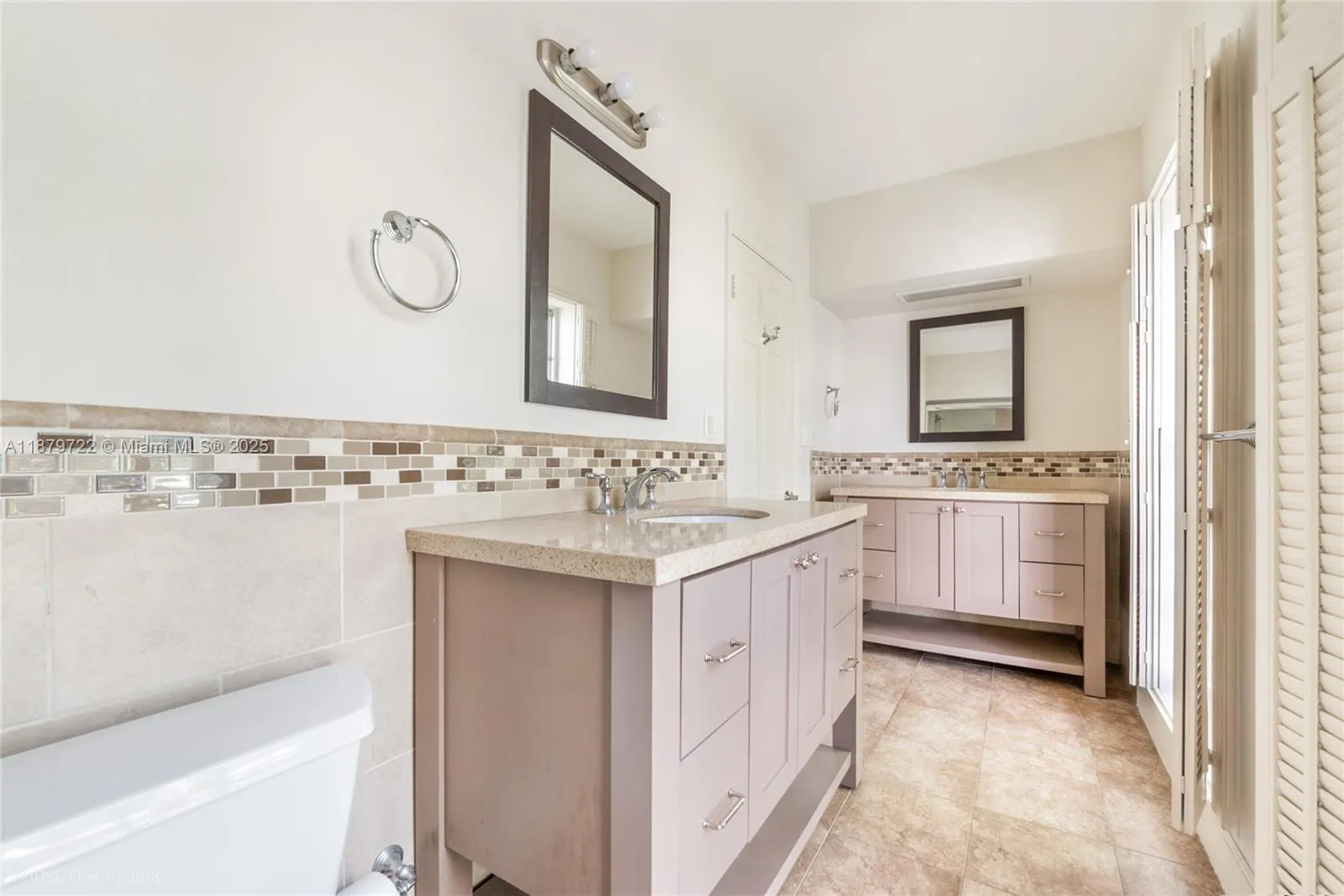 1265 S Alhambra Cir