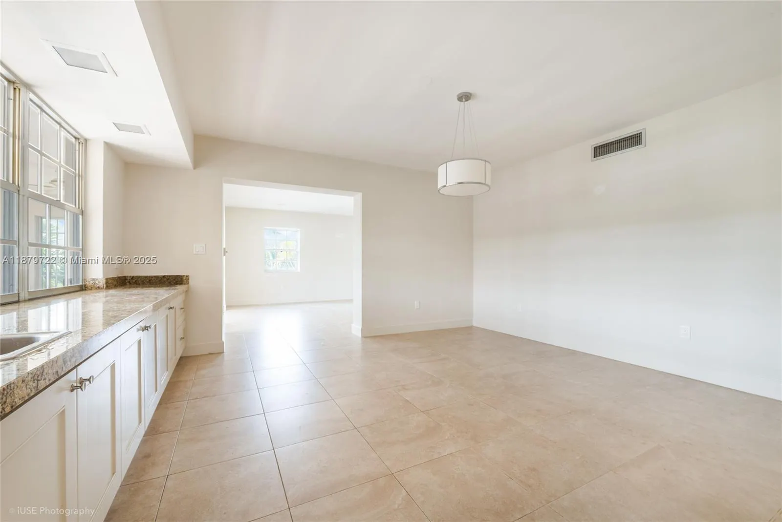 1265 S Alhambra Cir