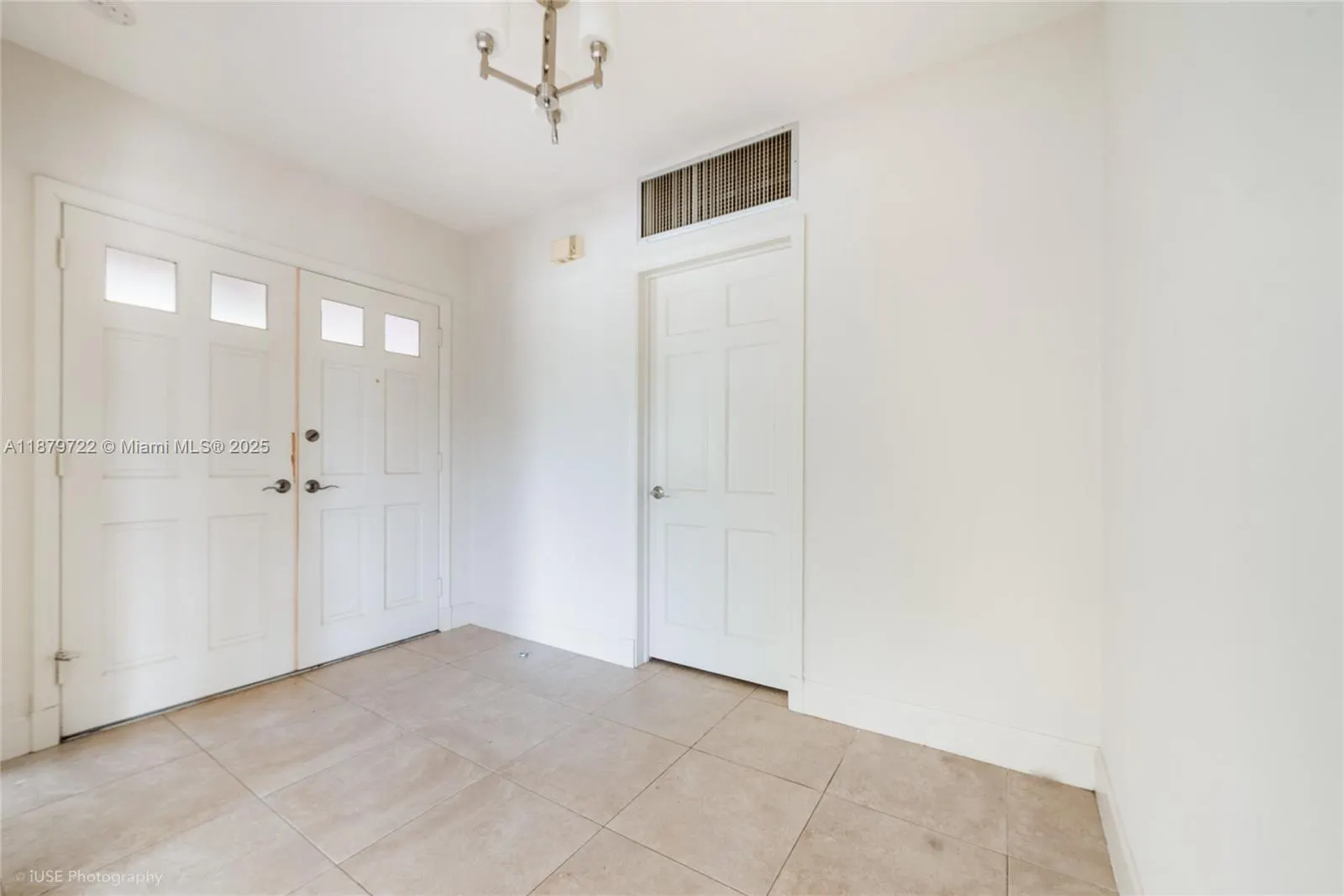 1265 S Alhambra Cir