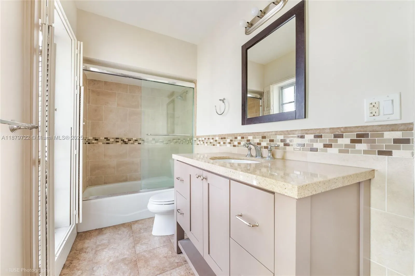 1265 S Alhambra Cir