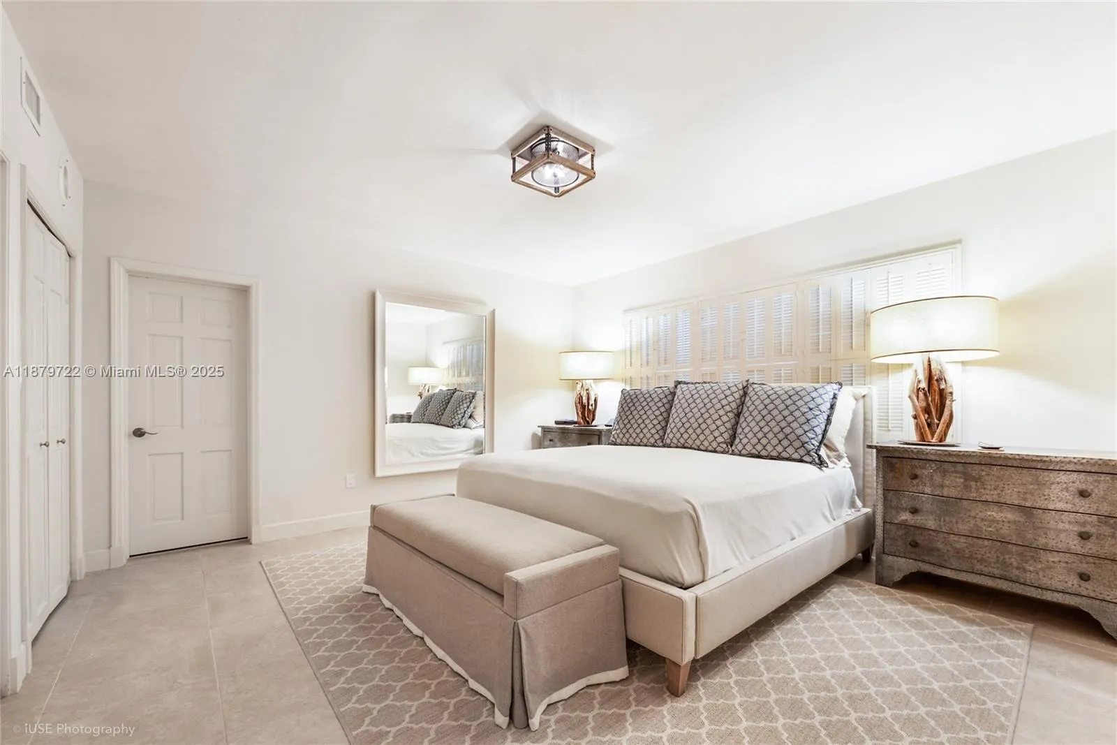 1265 S Alhambra Cir