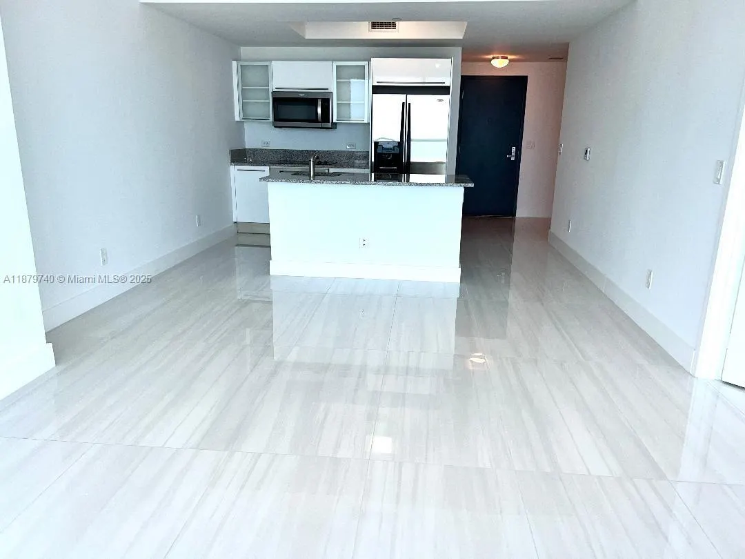 888 Biscayne Blvd, #3703