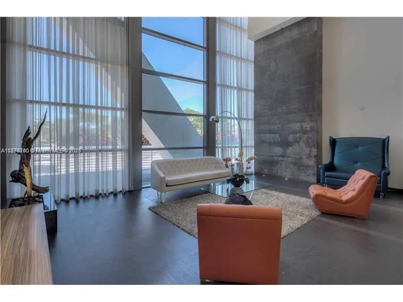 888 Biscayne Blvd, #3703