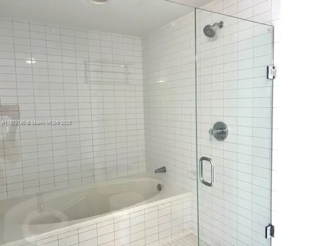 888 Biscayne Blvd, #3703