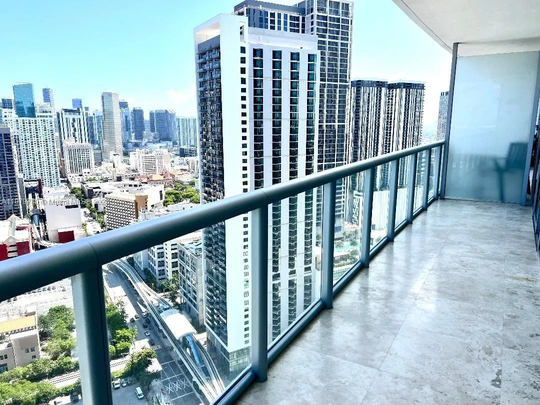 888 Biscayne Blvd, #3703