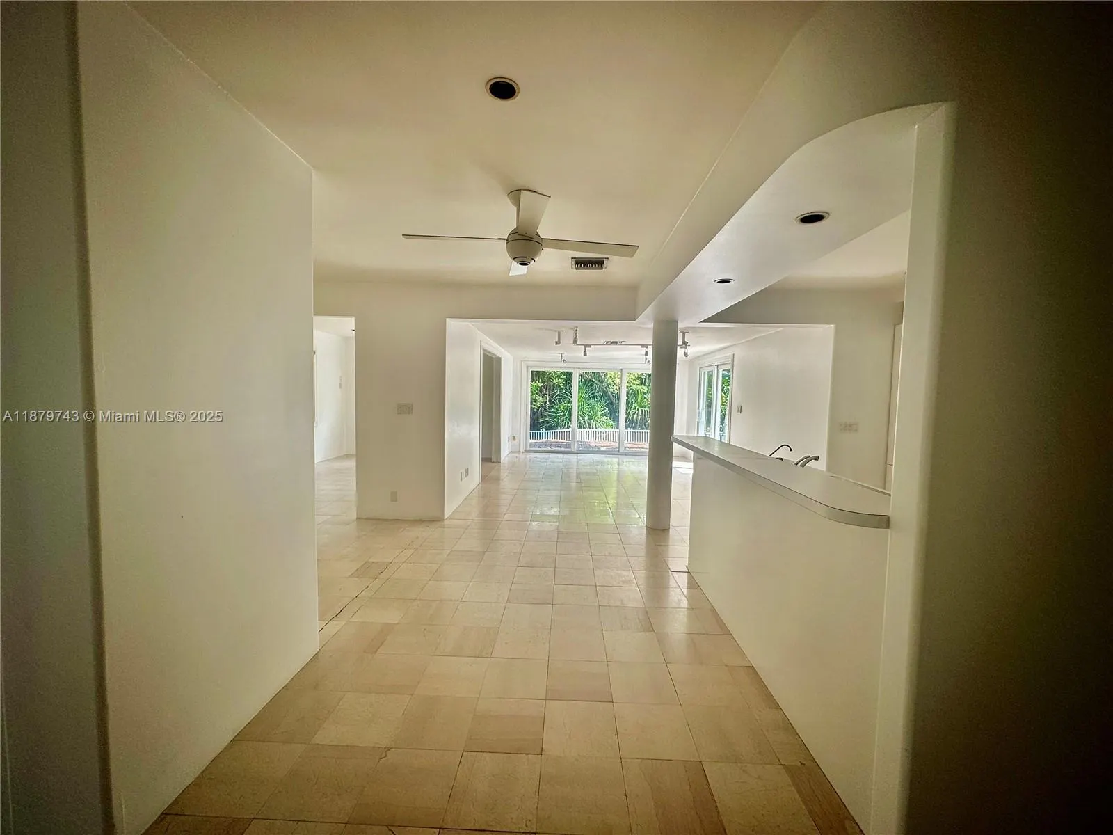 22 SE 11th St, #22