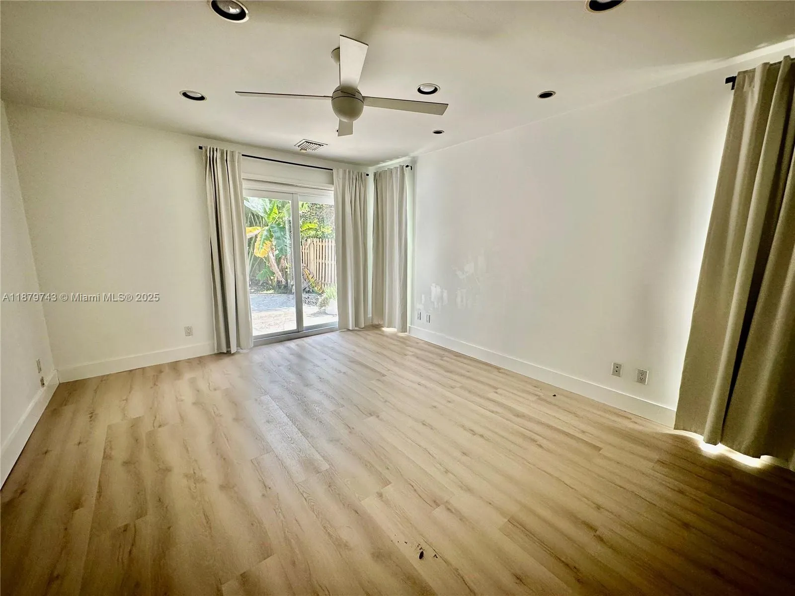 22 SE 11th St, #22