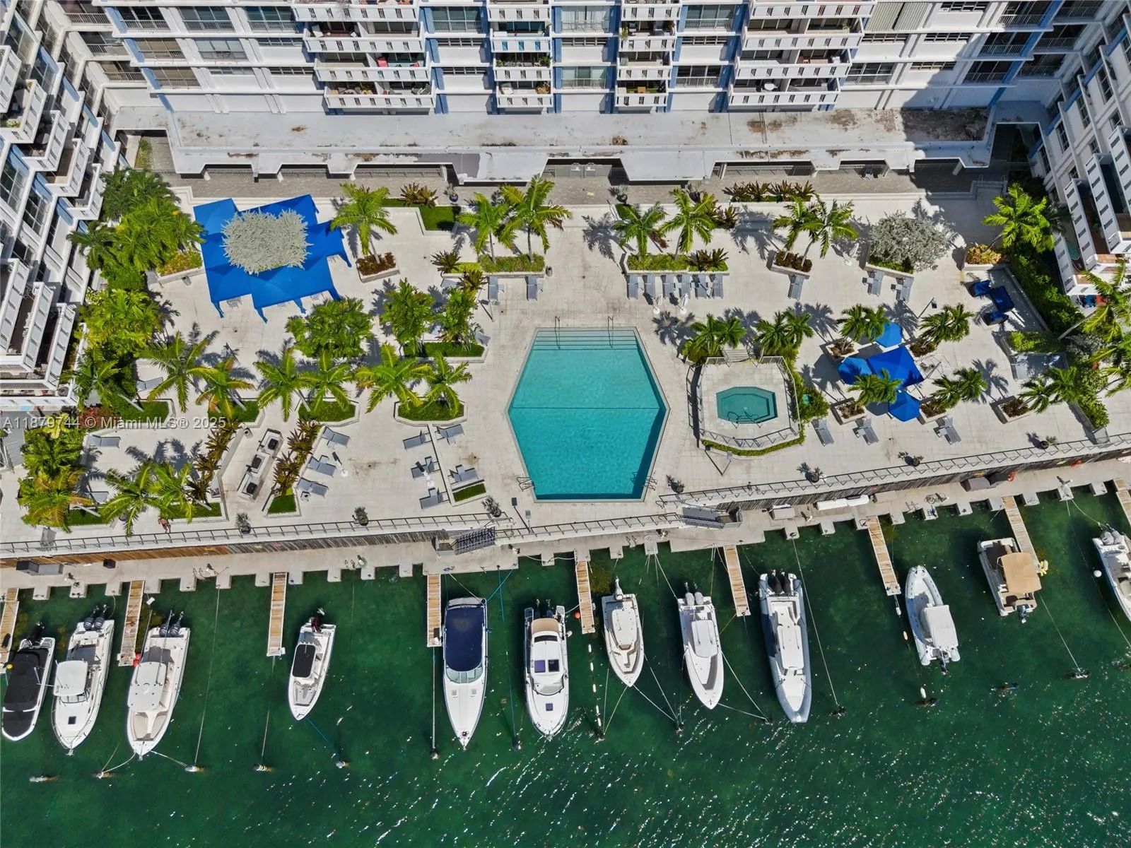 800 West Ave, #831