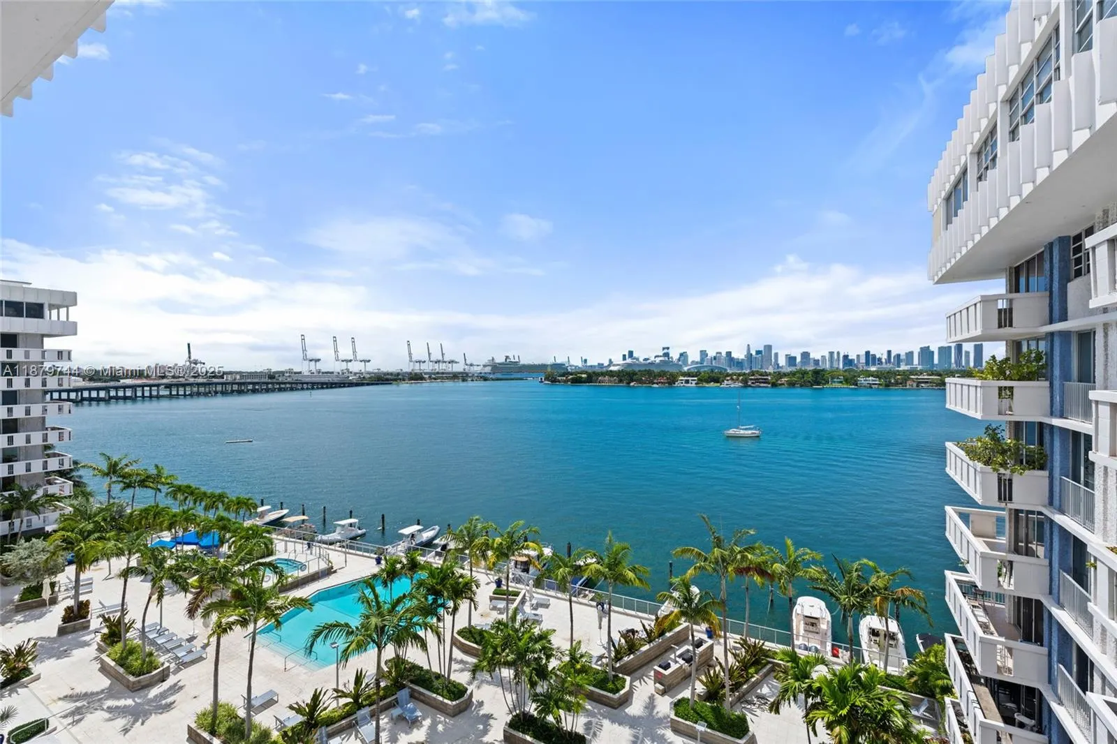 800 West Ave, #831