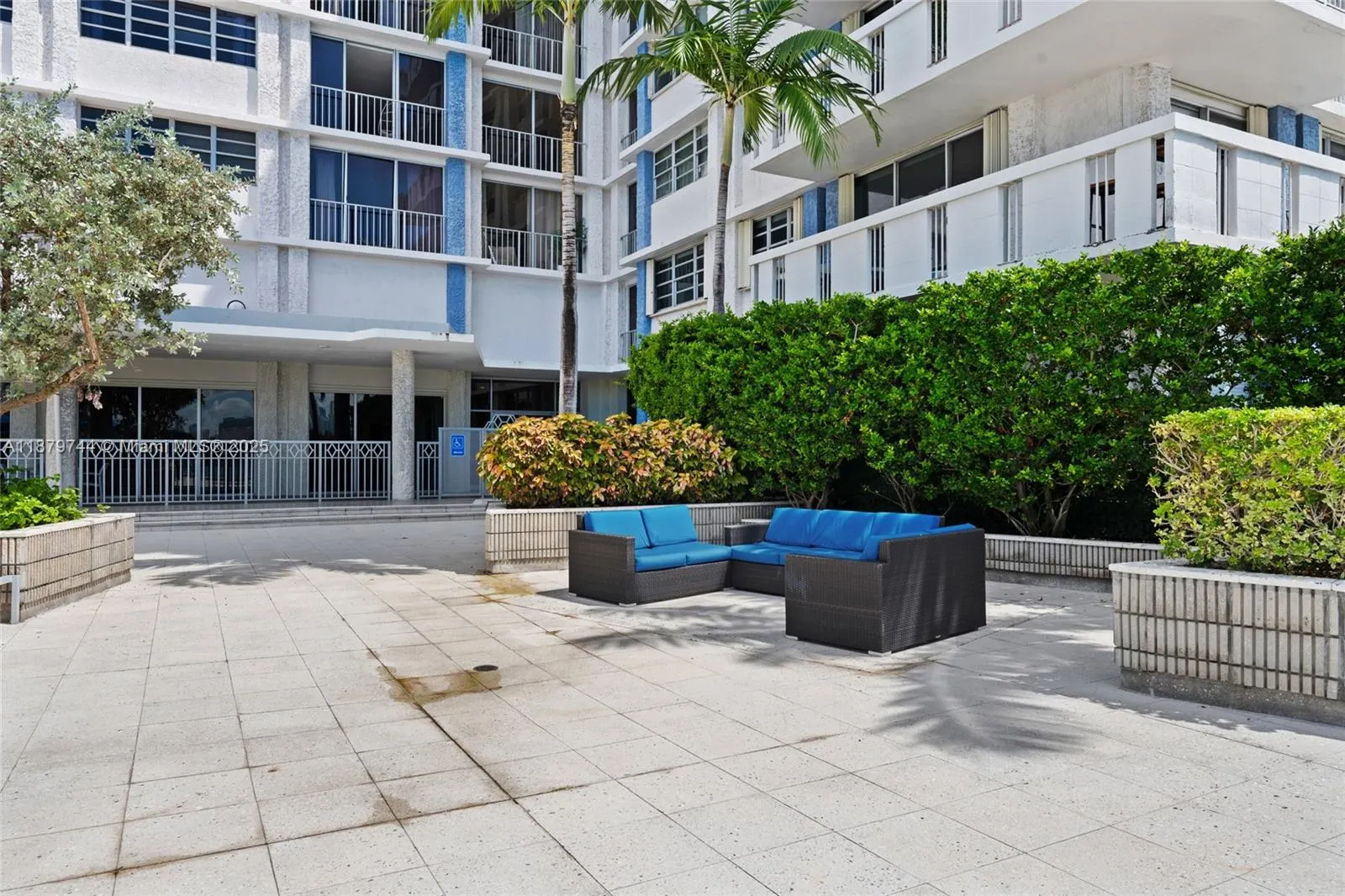 800 West Ave, #831