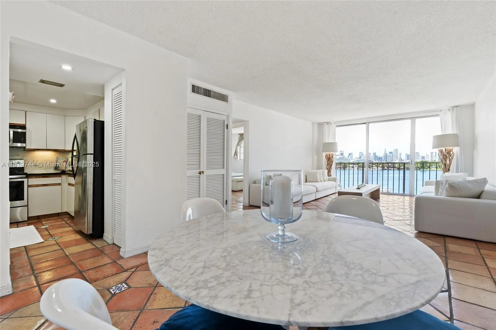 800 West Ave, #831