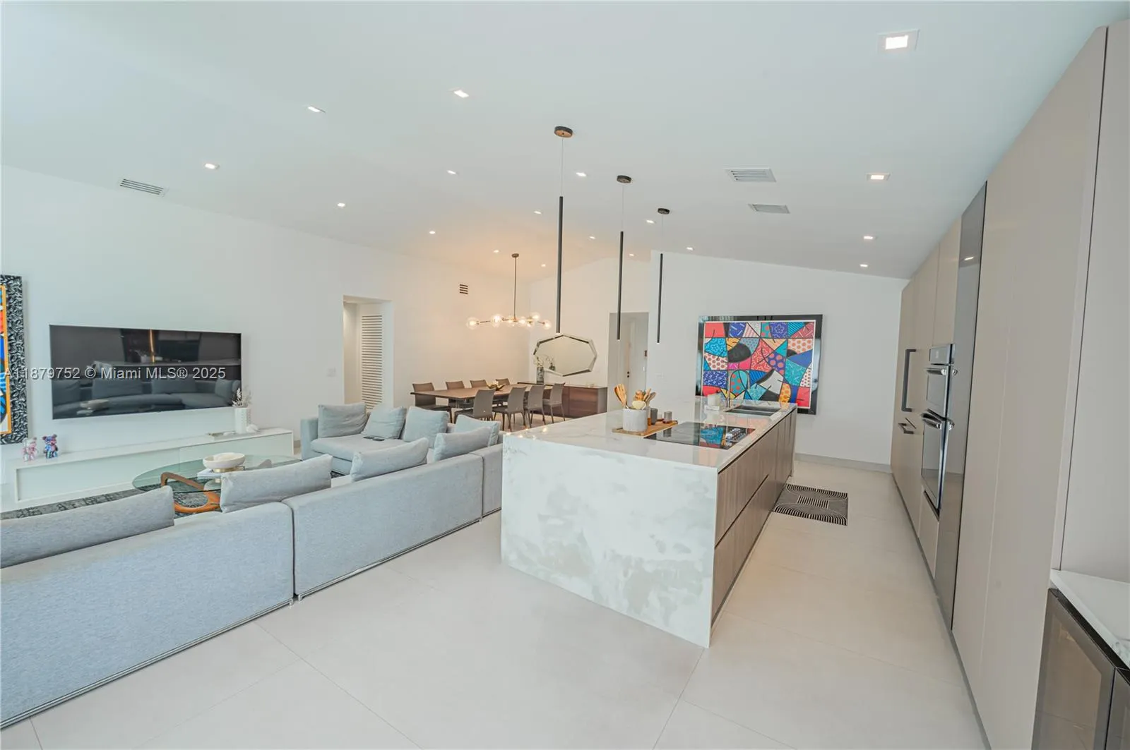 3380 SW 50th St