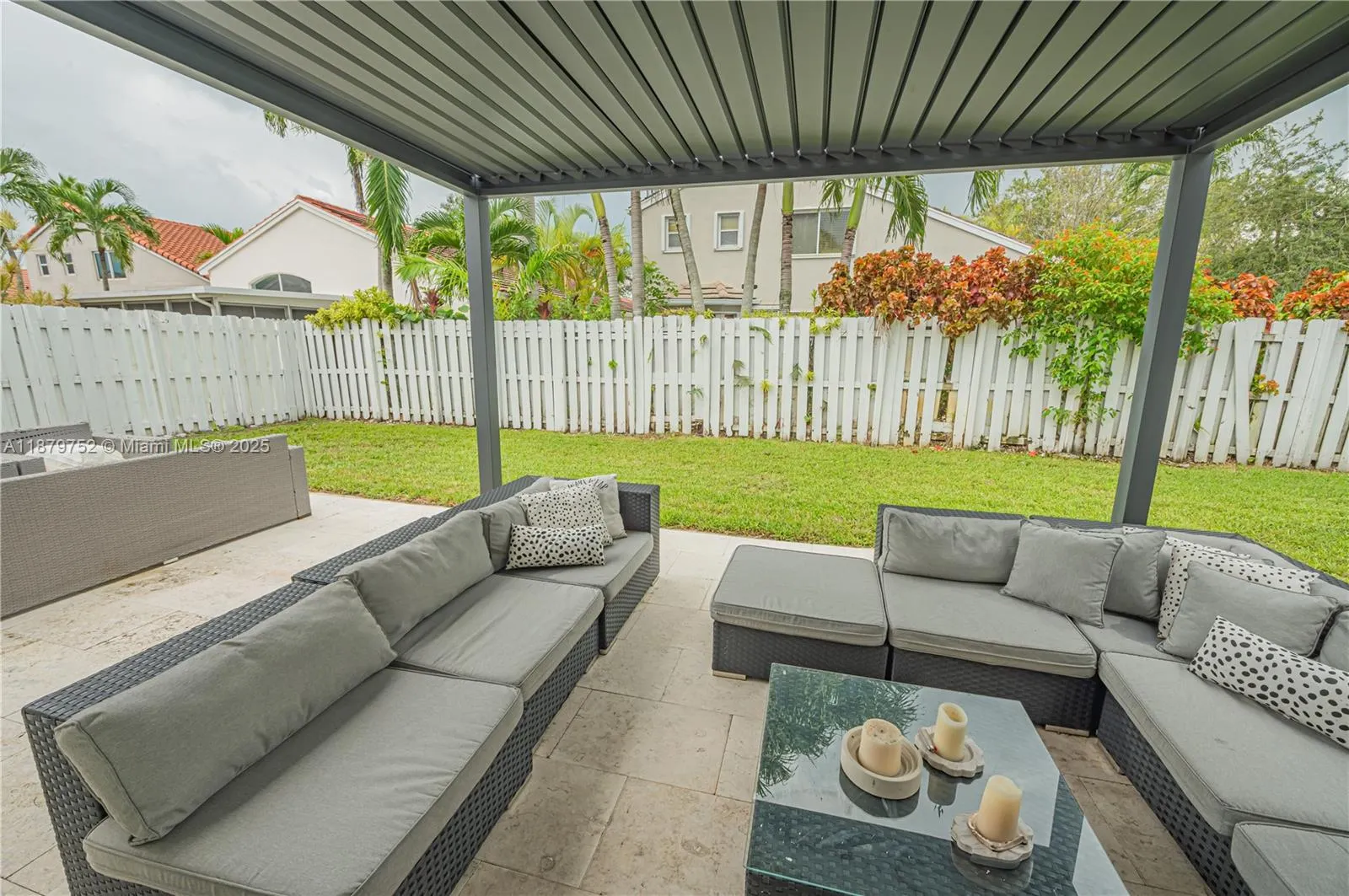 3380 SW 50th St