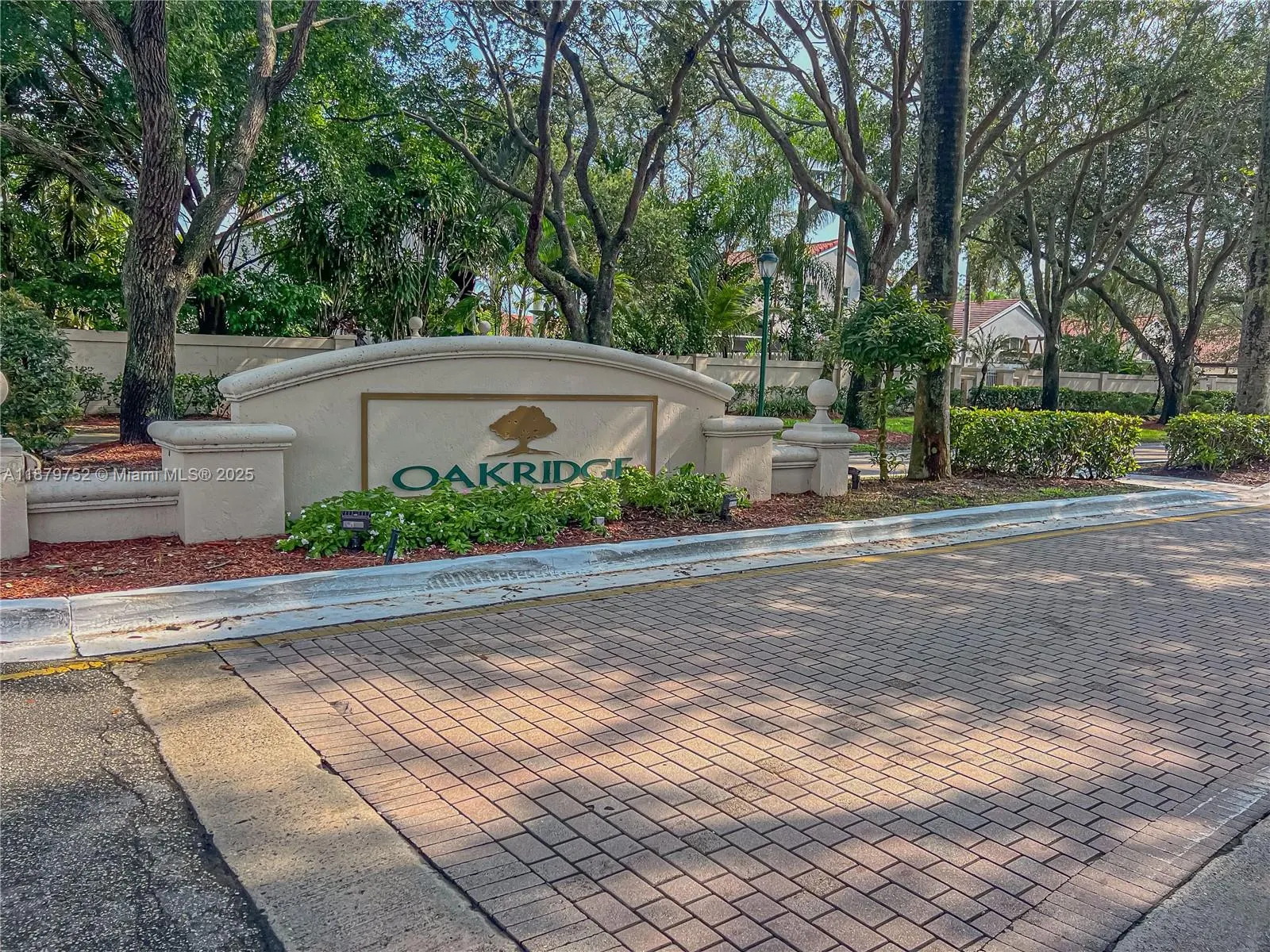 3380 SW 50th St