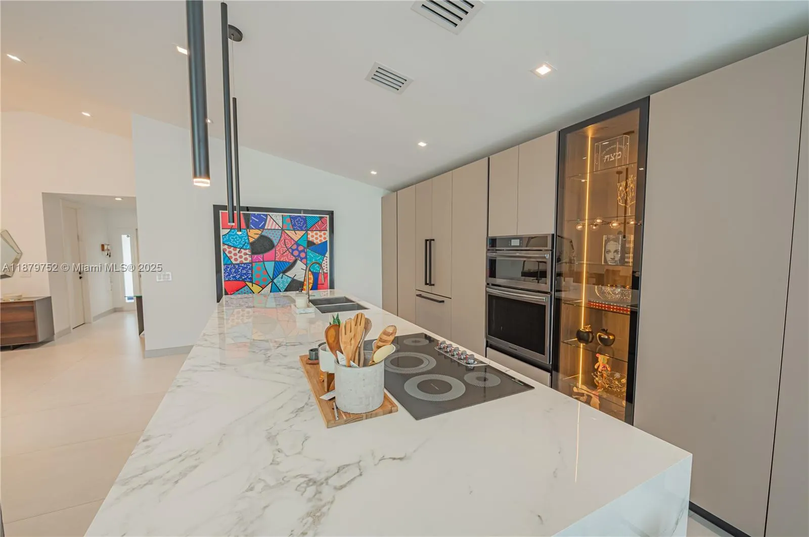 3380 SW 50th St