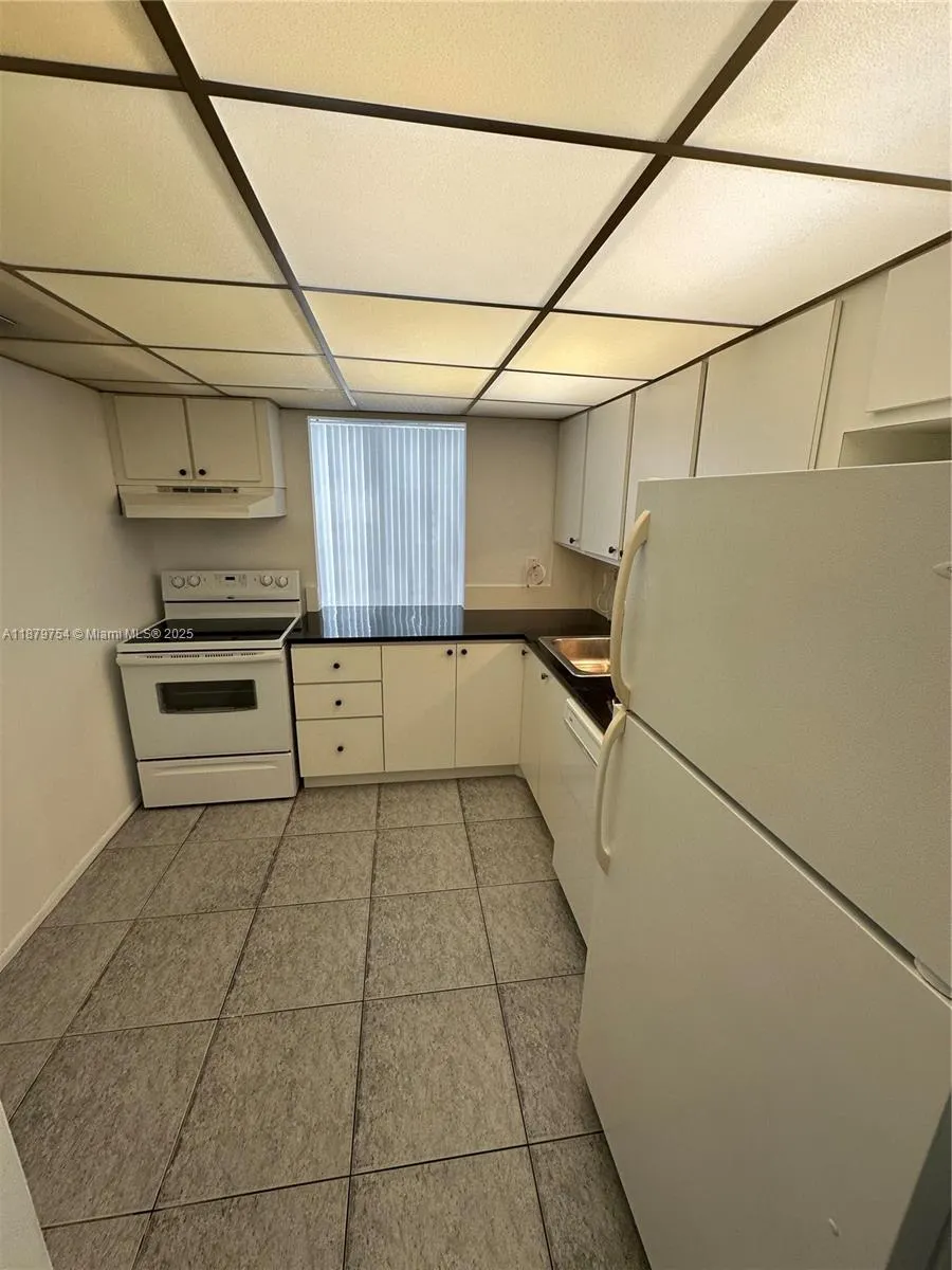 2101 Atlantic Shores Blvd, #207