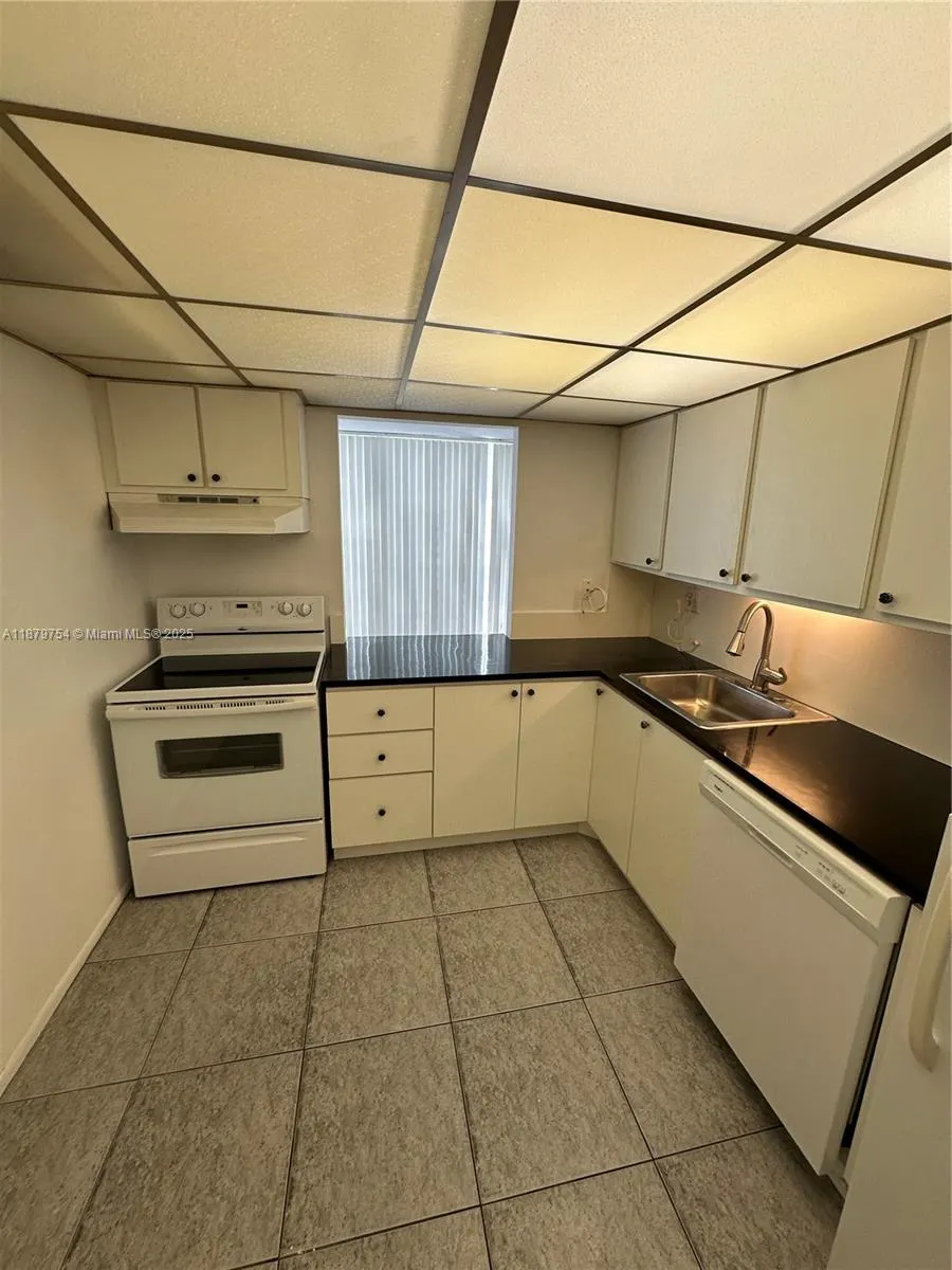 2101 Atlantic Shores Blvd, #207