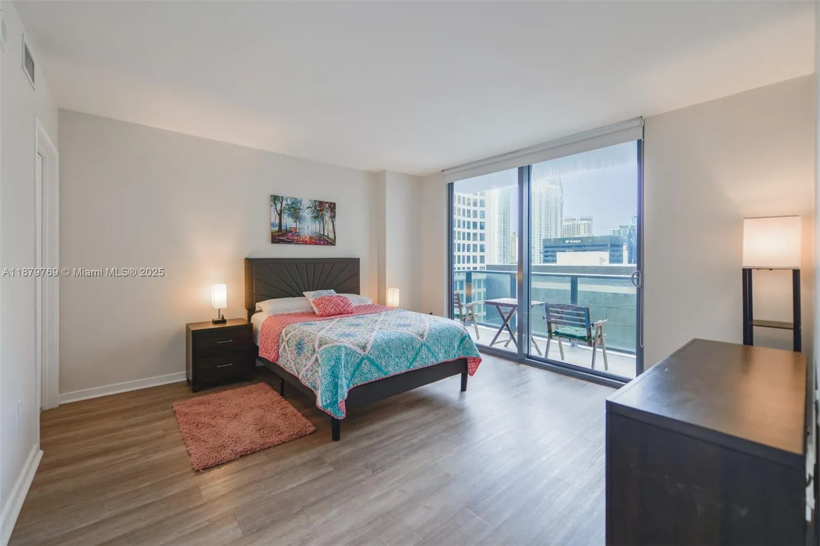 31 SE 6th St, #1807
