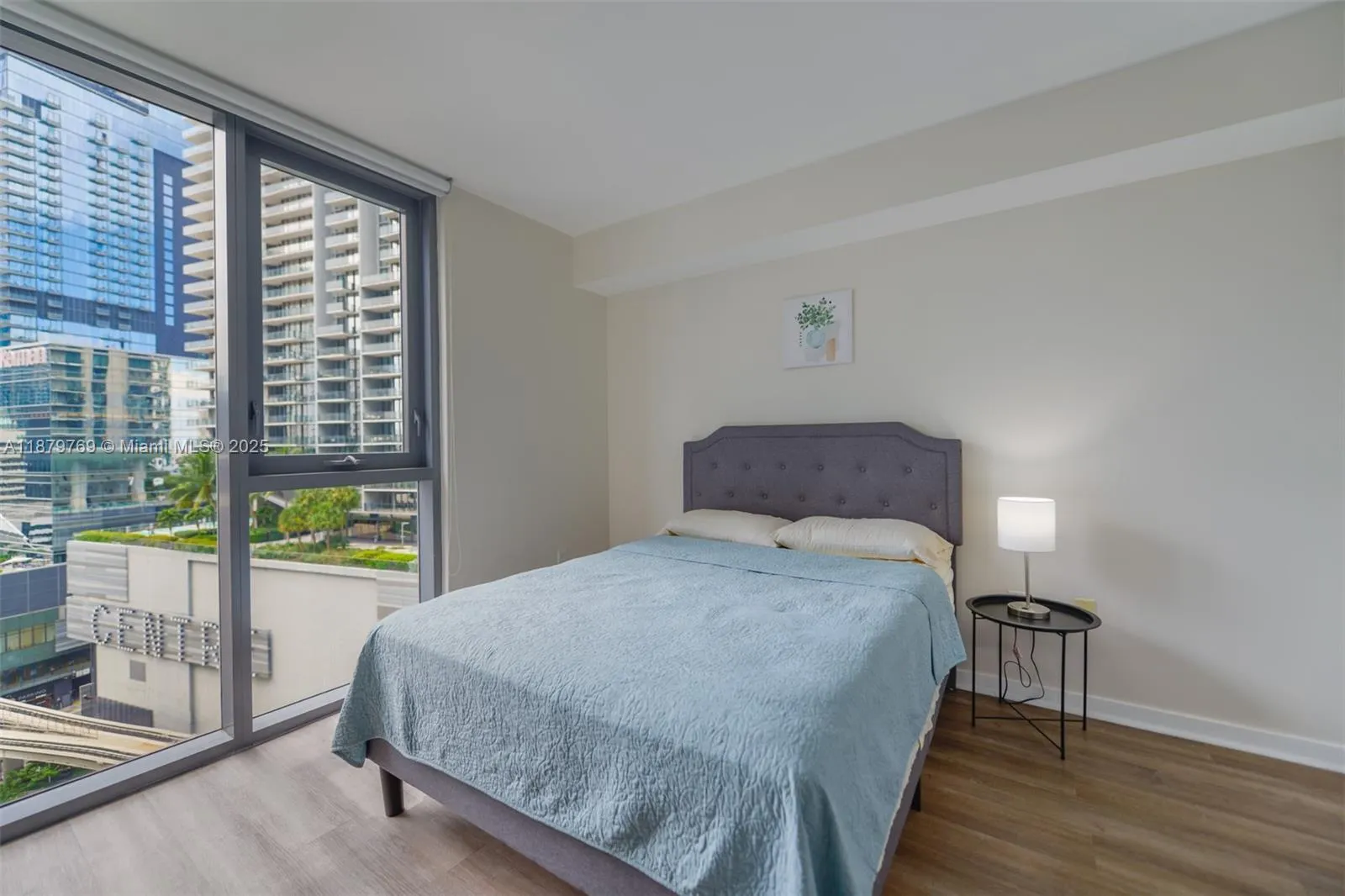 31 SE 6th St, #1807