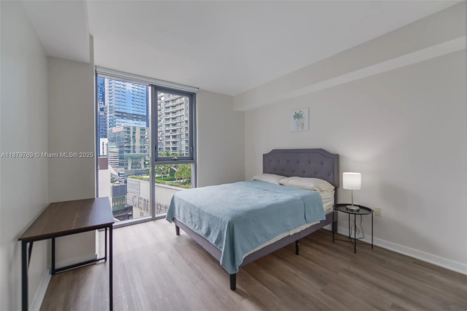 31 SE 6th St, #1807