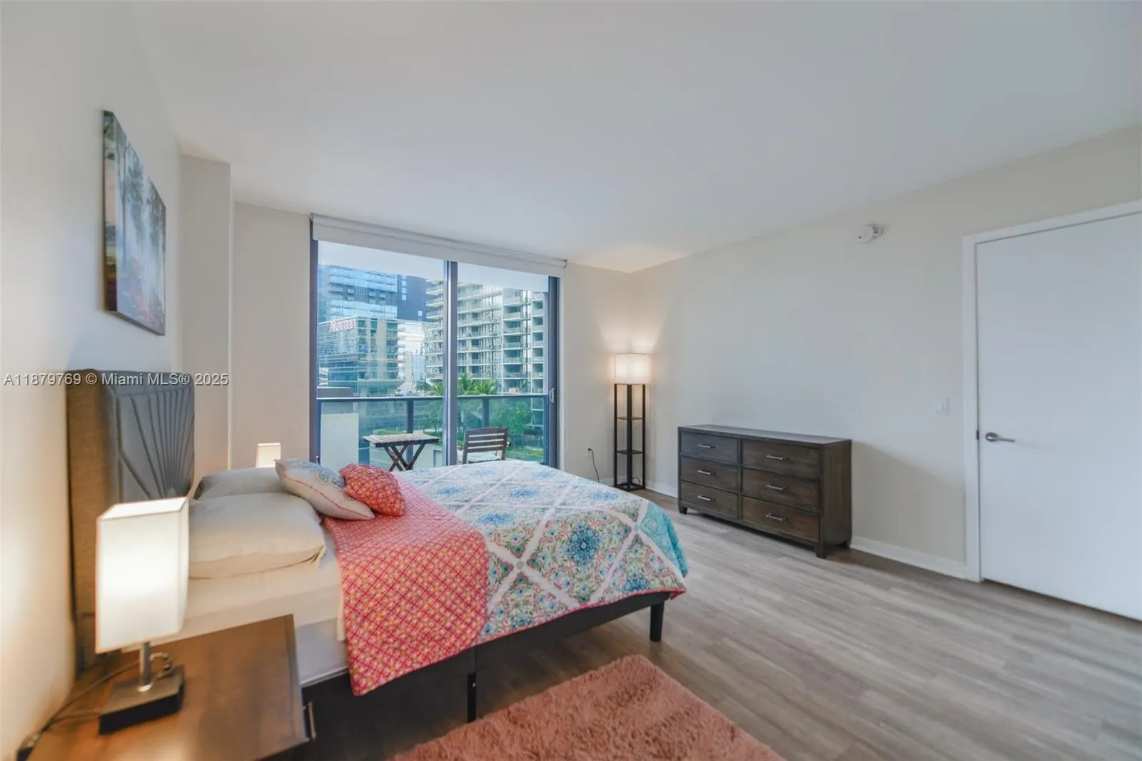 31 SE 6th St, #1807