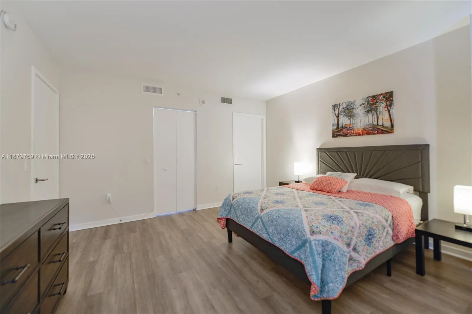 31 SE 6th St, #1807