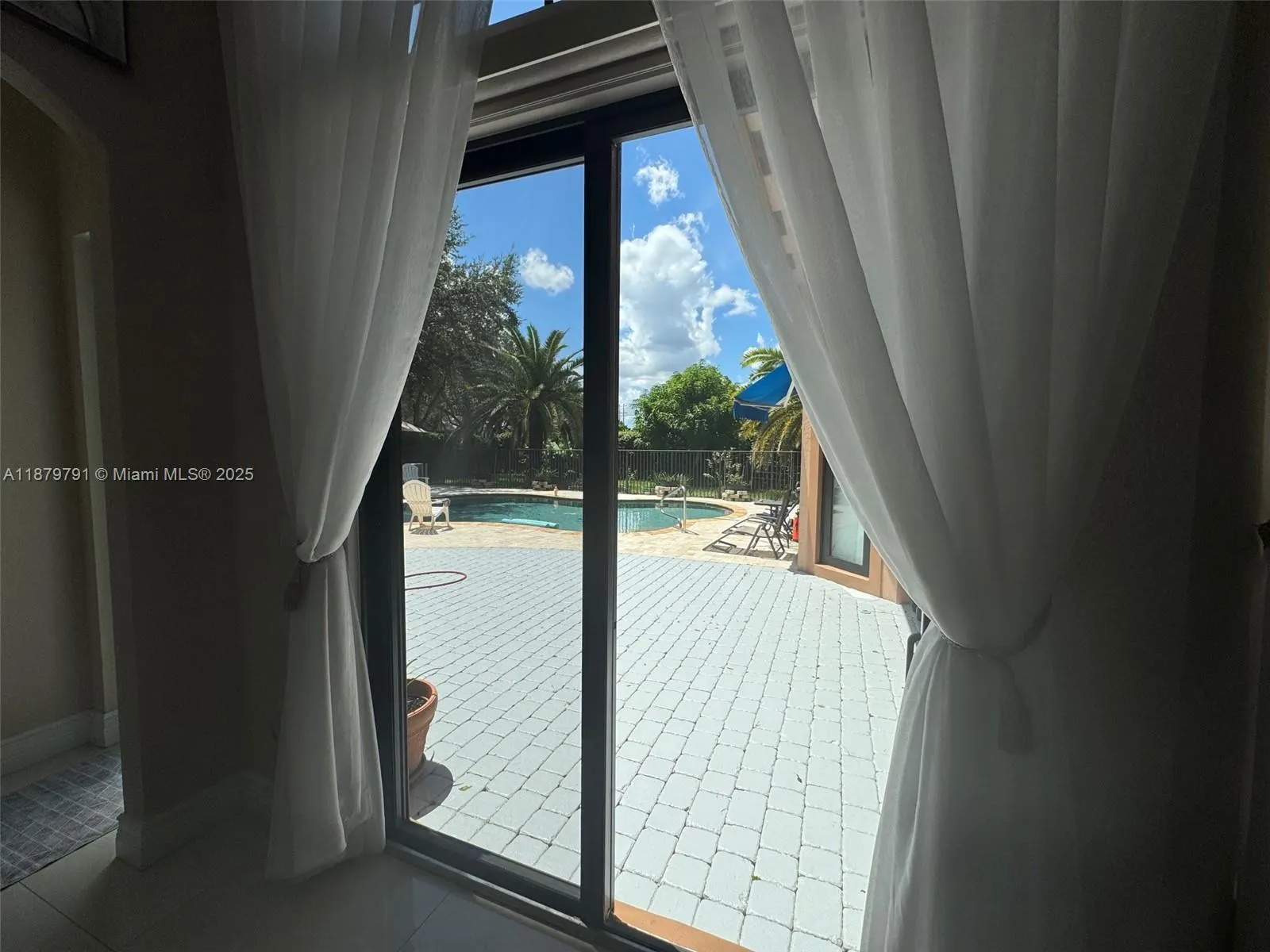3445 NW 87th Ave